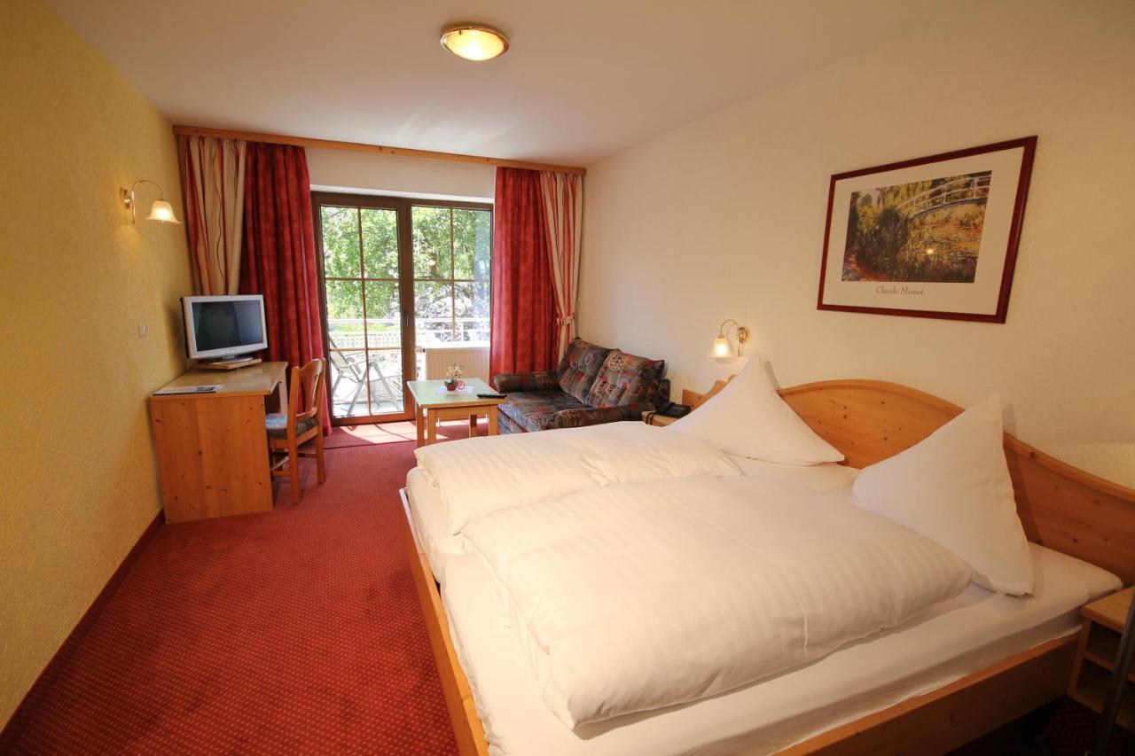 Hotel Pension Fleischmann Roding Room photo